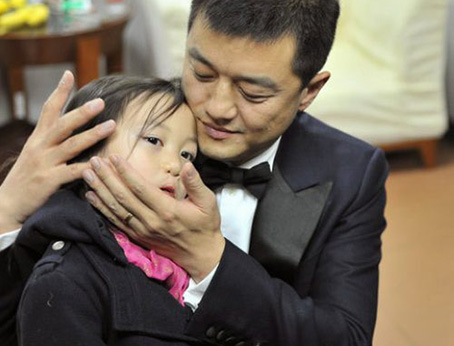 <em>王菲李亚鹏女儿</em>李嫣照片