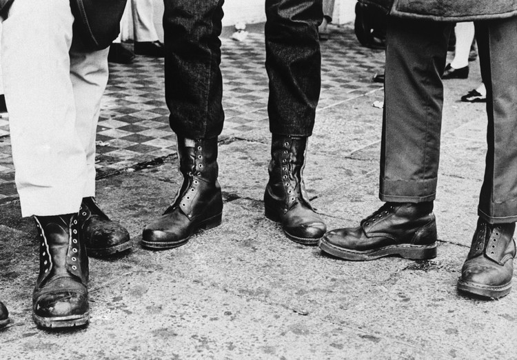 ����������ֱ�а����Ĺ�װѥ ��ү�ǾͰ���ҡ����