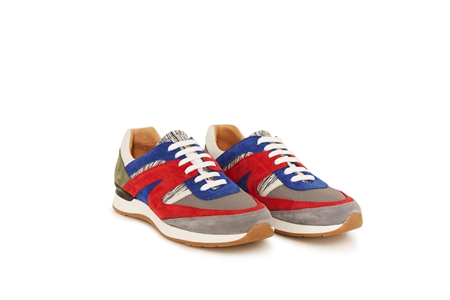 ����ð�ռҵ����½�� CARVEN 2016����ϵ�е�Ʒ