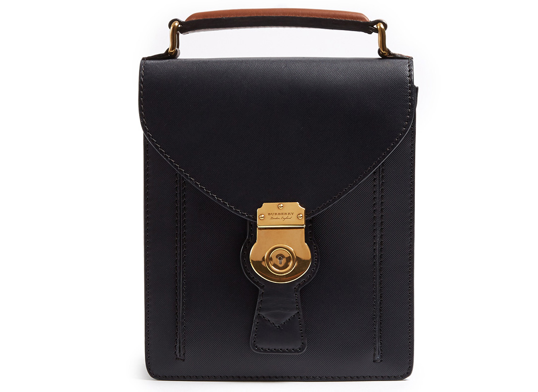 ��ʿ���İ�Ҳ������ô����ʱ�� Burberry��ɫ���
