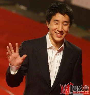 主演房祖名大方分享私密,承认曾有过一夜情,并表示自己暂时还不想结婚