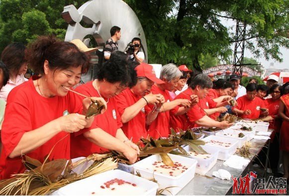 马来西亚华人人口_华裔马来西亚人解释 为何马来西亚华人在国外自称是 中国