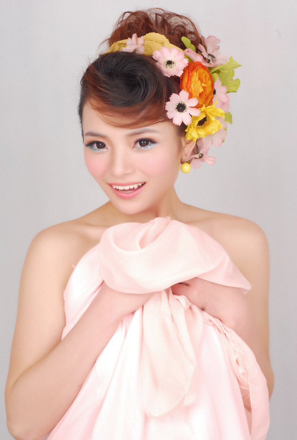 ��������Ů����Ella
