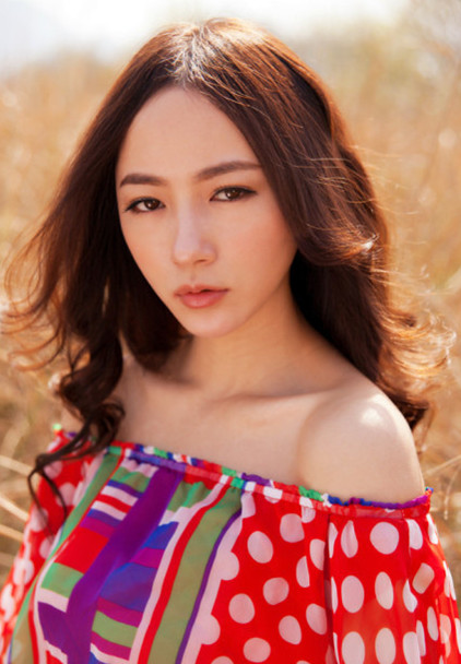 ���쵤 ���е�������Ů