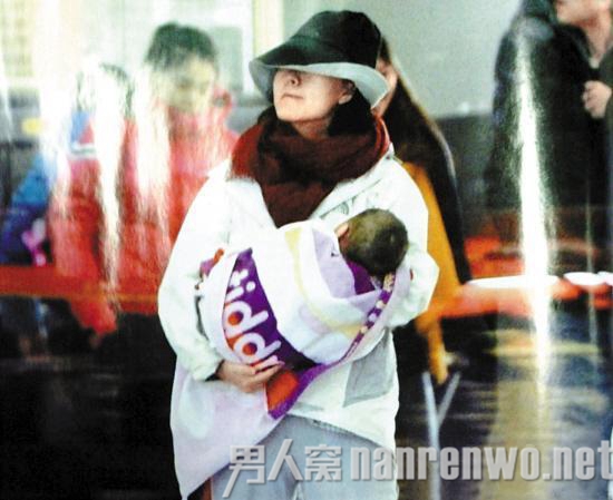 柴静美国产女被讽虚伪 柴静美国产女被讽虚伪