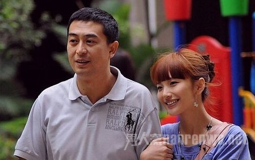 生活备受关注,据悉,张嘉译离过婚,其前妻是杜琤,据说也曾经是一名演员