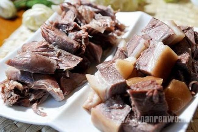 卤狗肉 卤狗肉