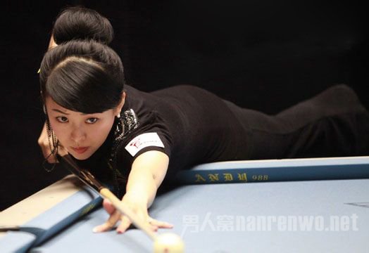 潘晓婷胸围凸点图片全曝光