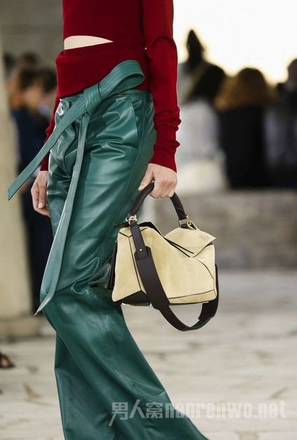 　Loewe 2015秋冬女装秀场