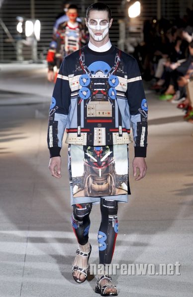 Givenchy2014春夏男装周：花样太空超人