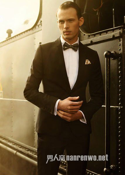 Ted Bakerװʿ 