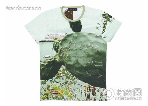 ɫͼӡT  Etro Ʒδ