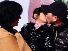 �췫����Ů���������ع�