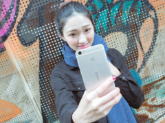 vivo Xplay5Ů