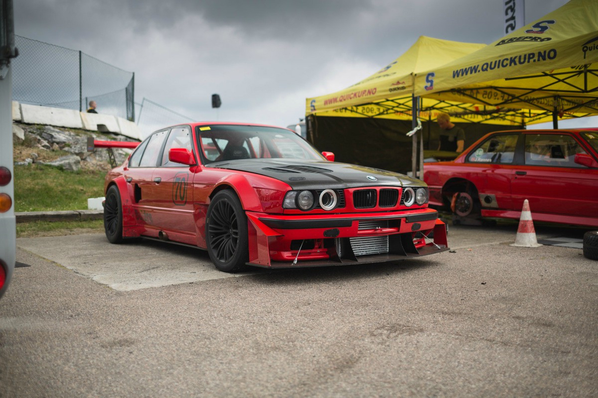 ����E34��װͼ�� ���Ծ��侺������