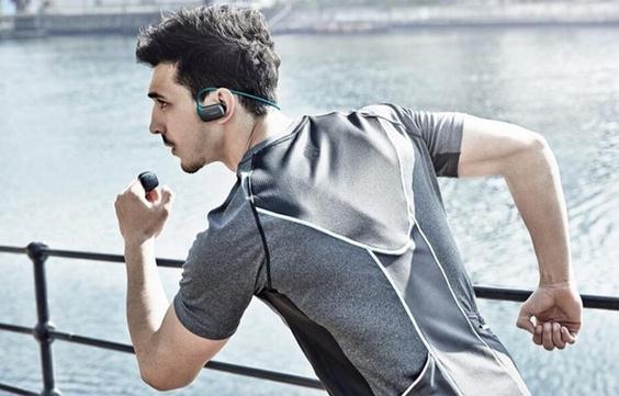 ���������˷ܼ� �ѹ��˶�Ա��ϲ����ǰ������