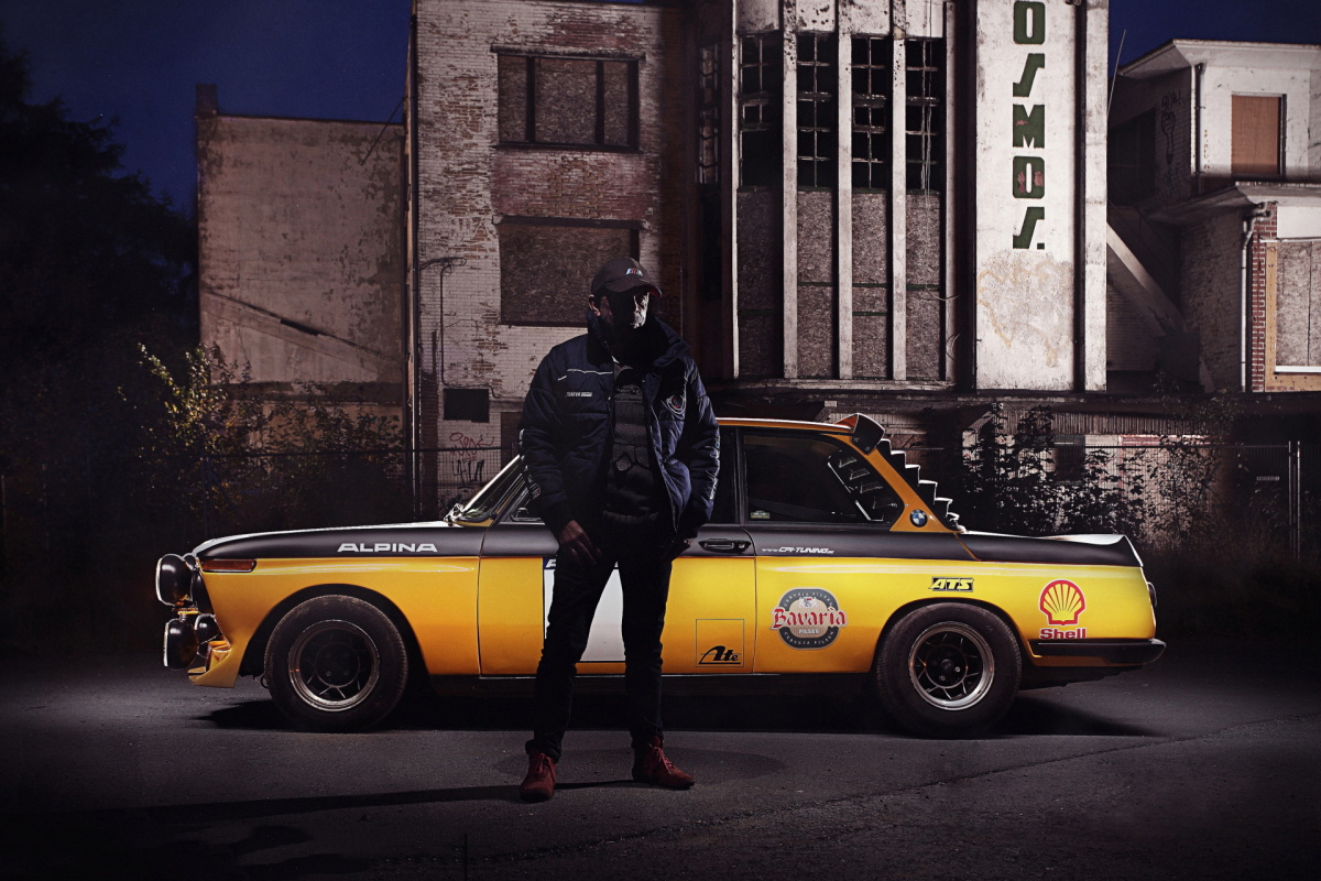 ��ҹ�е�һ�Ż��� BMW����E10��Ѹ�װ