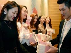 ������Ů�����ǵ����ս�