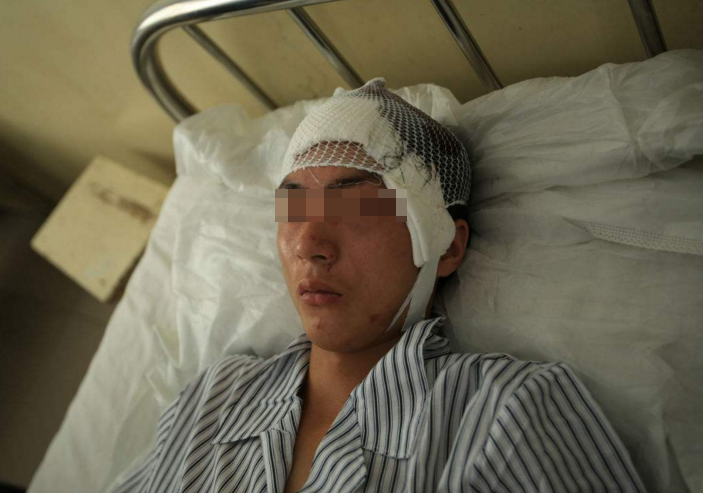 ����ѧ���ֵ���Ź���������� У԰������ʱֹ��