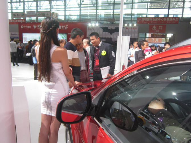 �����齫�����Ķ��� �¼����౻Ŀ���ߺ;�����ԭ