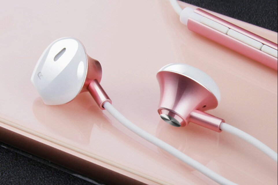 ��һ��ʱ�е����������� ��������ȫ��ͬ������ʢ��