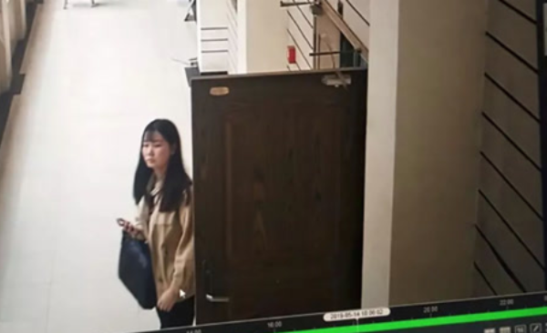 ����ʧ��Ů������ �·�ǰ����֤��Ǯ����������