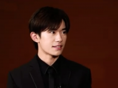 ����ǧ������������һ��