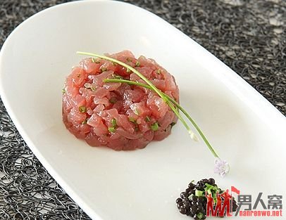 ţ