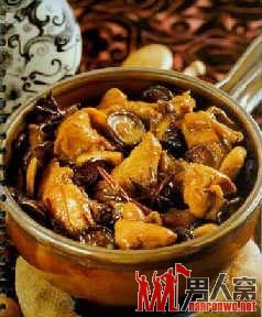 　　1、葱菇鸡块(鸡肉+芝麻)：