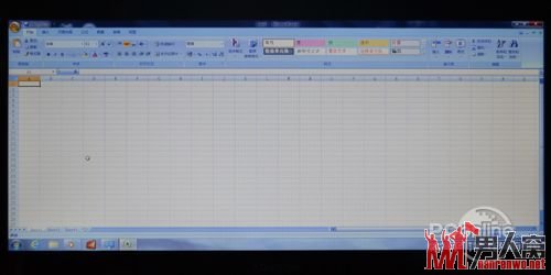 Excel Y轴的显示几乎到底