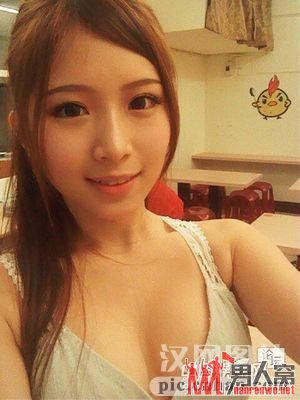 台湾宅男新女神：32E“鸡排妹”郑佳甄丰满爆乳串红