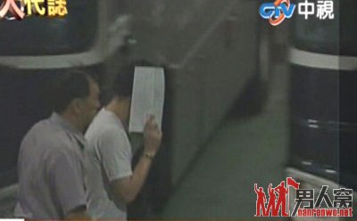台北提审淫魔富少李宗瑞