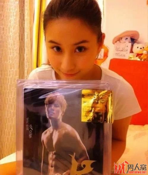 赌王最美女儿何超莲令人惊艳