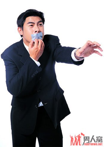 男性健康：解析口臭的四大诱因