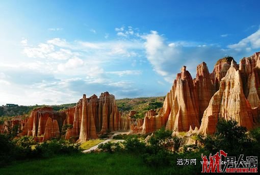 盘点国内六大绝美地貌景观 眼看五彩的世界
