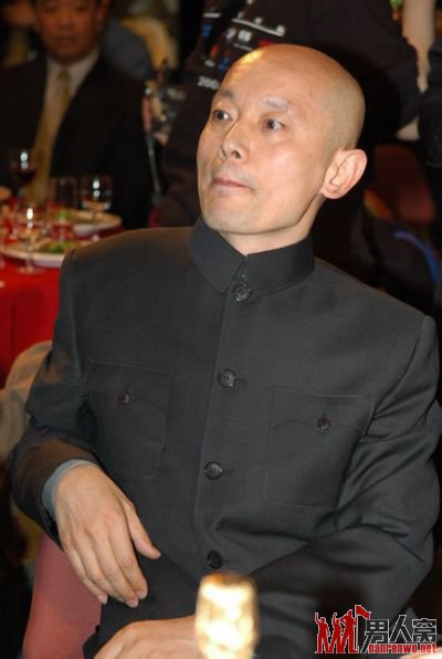 中国男人最合适的礼服——“中山装”