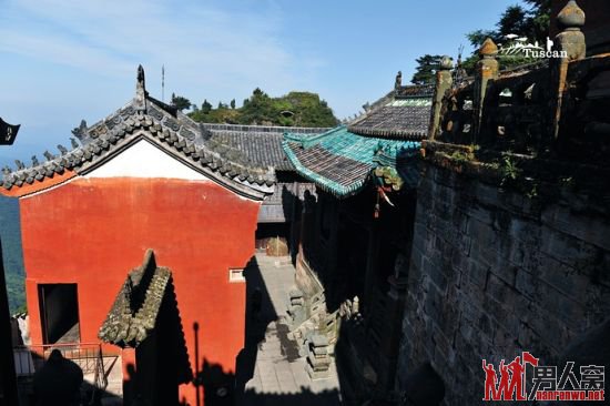 道教发源地武当山 非去不可的道教仙山