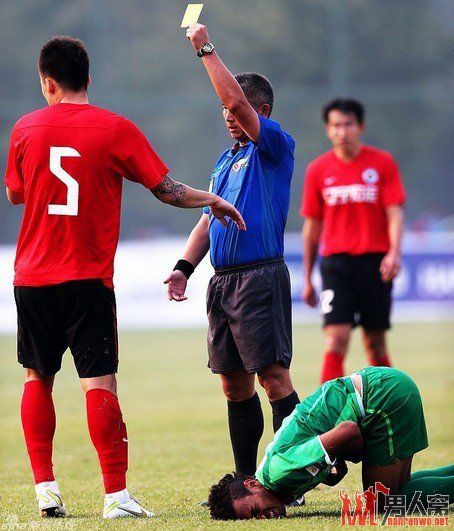2012赛季中超联赛：辽宁4-0杭州 没有观众的比赛