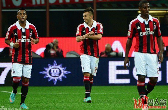 意甲：AC米兰2-0告捷破主场魔咒 中后场轮换4人