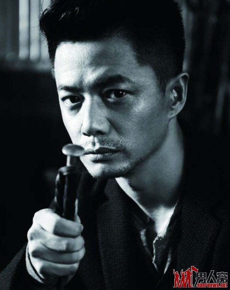 段奕宏男人气质 帅气妖魅一秋