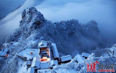 雪后武当山