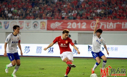 中超联赛：恒大3-2鲁能 巴里奥斯绝杀卫冕冠军
