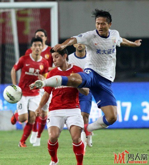 中超联赛：恒大3-2鲁能 巴里奥斯绝杀卫冕冠军
