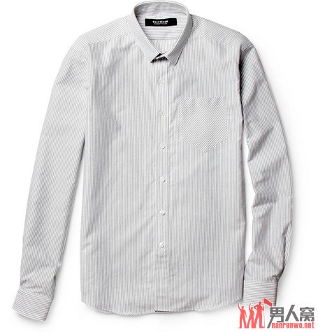 精致小礼服搭配技巧 时尚又不失风度
