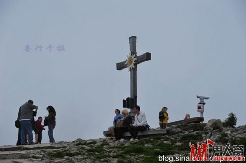希特勒与情妇的城堡“鹰巢” 饱览壮丽景色