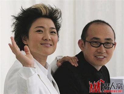 图为：潘石屹与老婆张欣