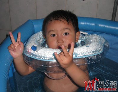 2岁大的小孩