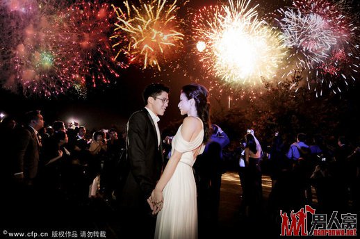 郭晶晶回门宴取消 知情人称是怕晶刚婚礼太高调