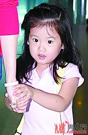 贾静雯女儿梧桐妹