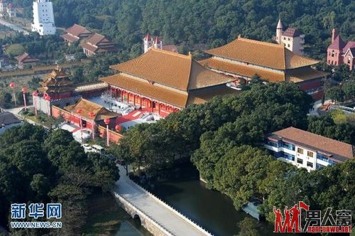 华西村1:1复制故宫建博物馆 珍藏品近万件